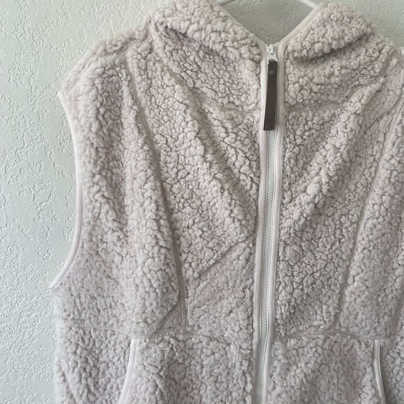 Prana Polar Escape Vest - Picture 4 of 5